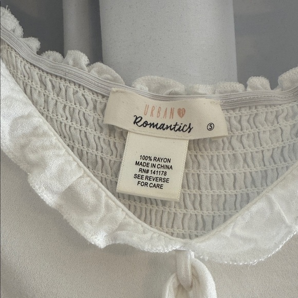 White Ruffle Peplum Sleeveless Blouse Cottagecore Top Romantic Small - Picture 2 of 6